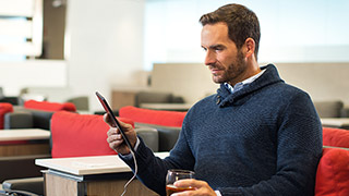 Admirals Club Wi-Fi